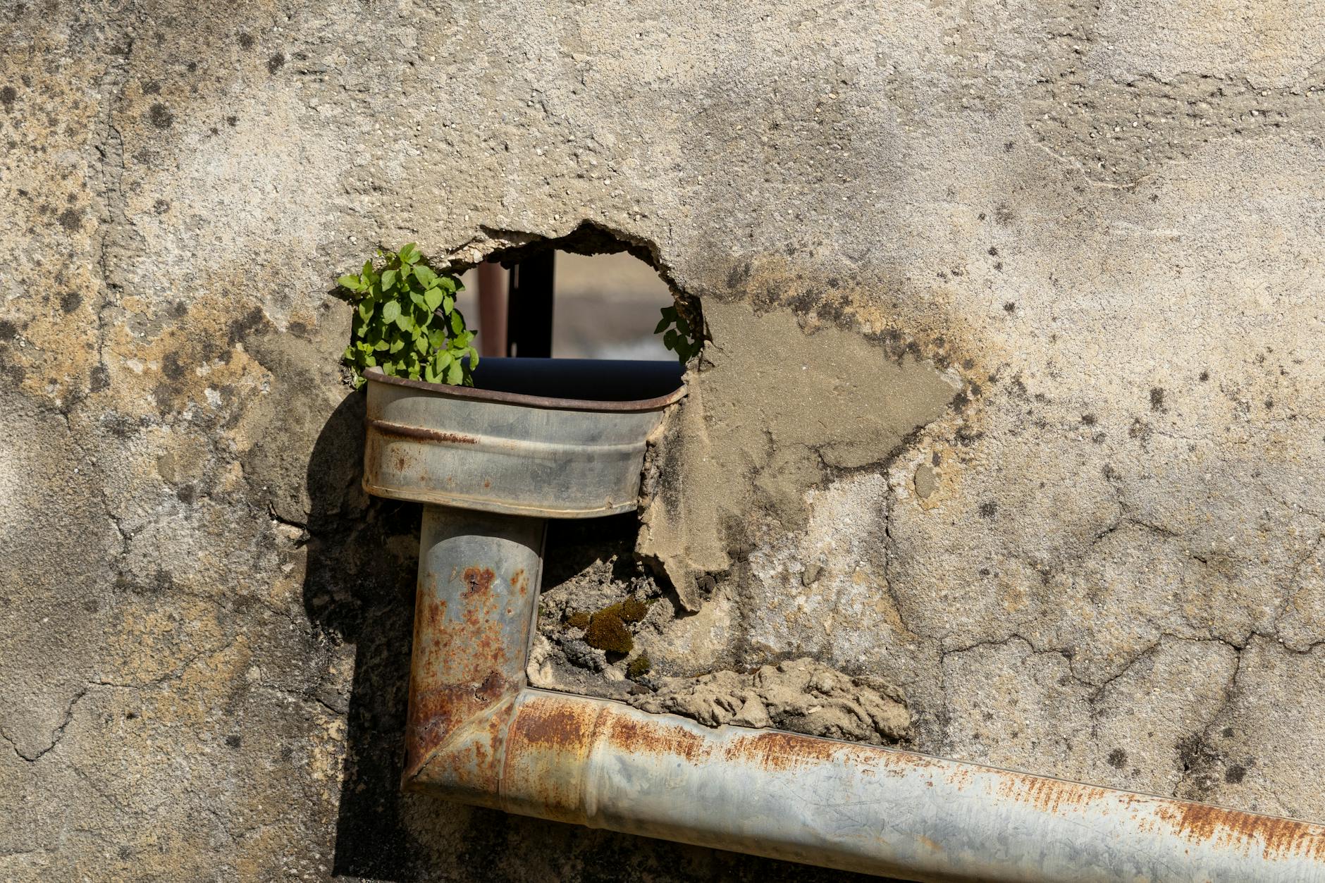 Coût raccordement assainissement : Tarifs détaillés et pièges à éviter